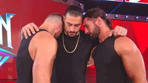 When did Roman Reigns vacate his WWE Universal Title?