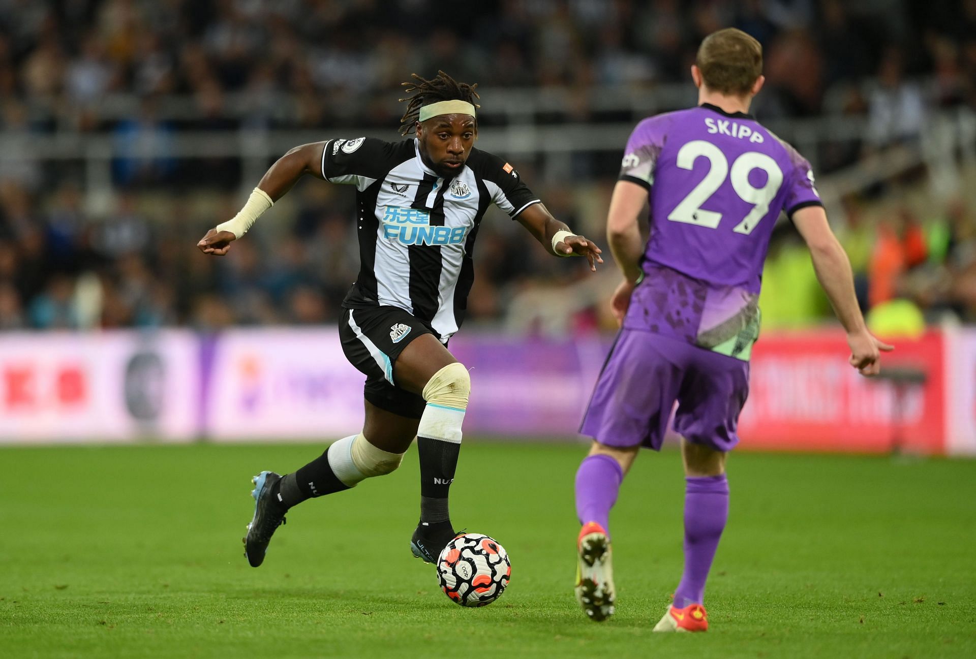 Newcastle United v Tottenham Hotspur - Premier League