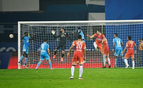 Mumbai City FC in action against FC Goa in Indian Super League 2020-21 (Image Courtesy: Indian Super League)