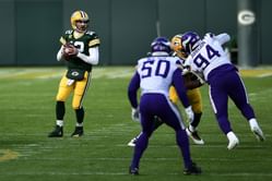 What is Aaron Rodgers' record vs Minnesota Vikings?