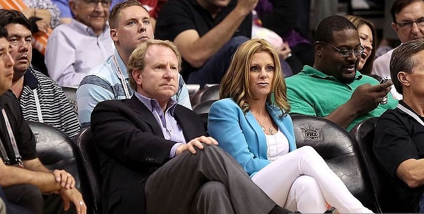 Penny Sanders and Robert Sarver (Image via Getty Images)