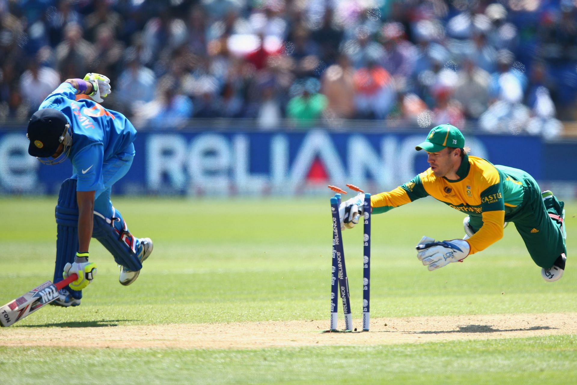 De Villiers (R) could do everything on a cricket field