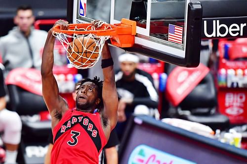 OG Anunoby (#3) of the Toronto Raptors dunks