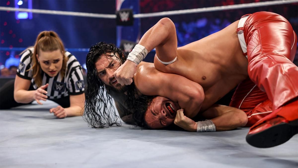 WWE के स्पेशल इवेंट में रोमन रेंस ने जीता बड़ा मैच
