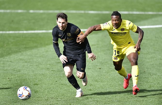 5 current footballers who score the most spectacular goals