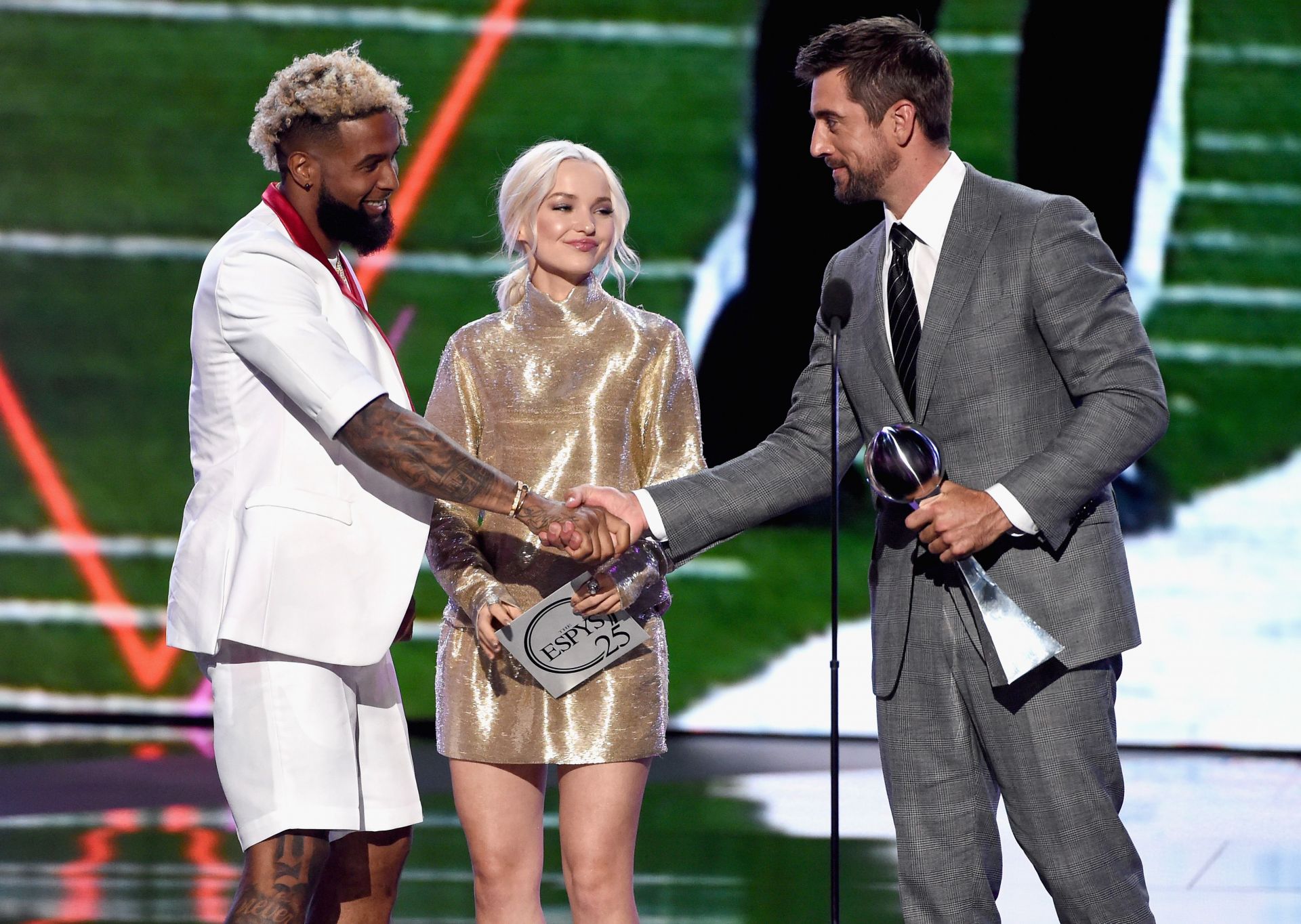 After OBJ hinted at joining the Packers, Aaron Rodgers says he