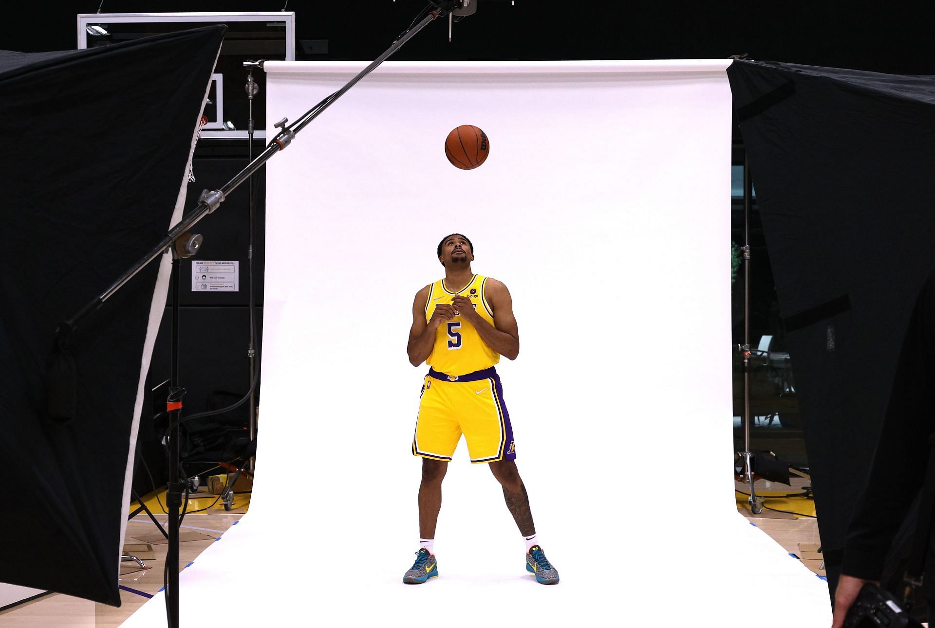 Talen Horton-Tucker poses at Los Angeles Lakers&#039; media day