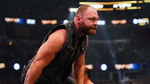 Top AEW star asks fans to tune in for this week's Dynamite and watch him get beat up by Jon Moxley