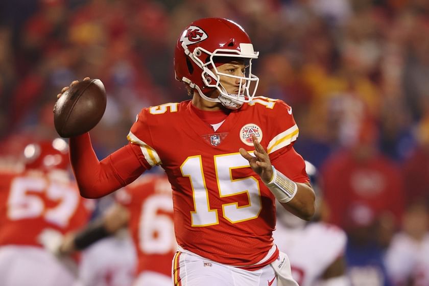 Reasons abound for Chiefs QB Patrick Mahomes' struggles