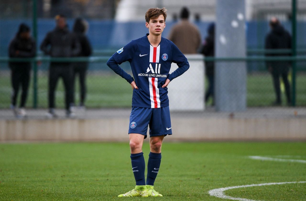 Michut in action for PSG