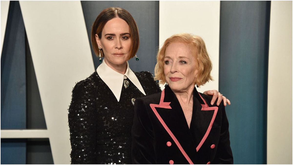 Who is Sarah Paulson dating? Relationship with Holland Taylor explored ...