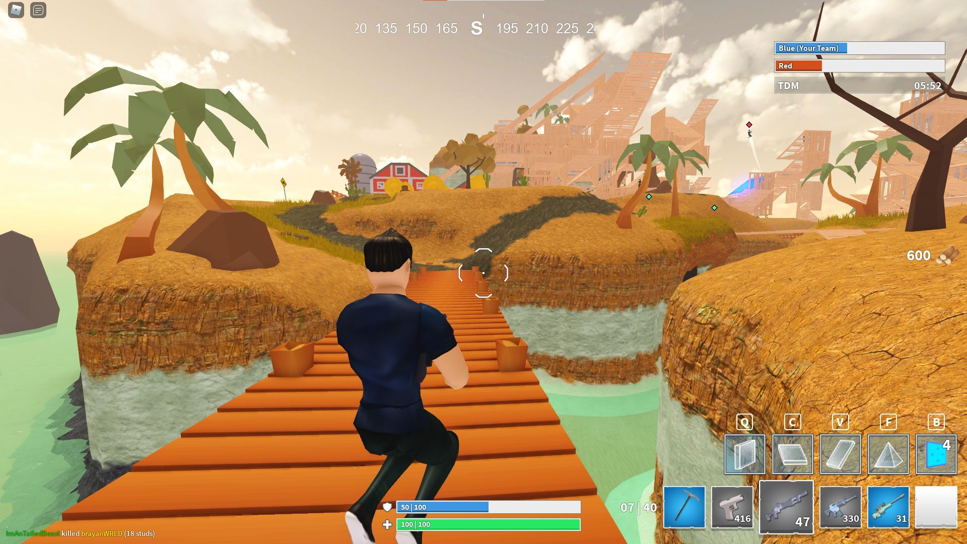 Running and gunning in Strucid (Image via Roblox)