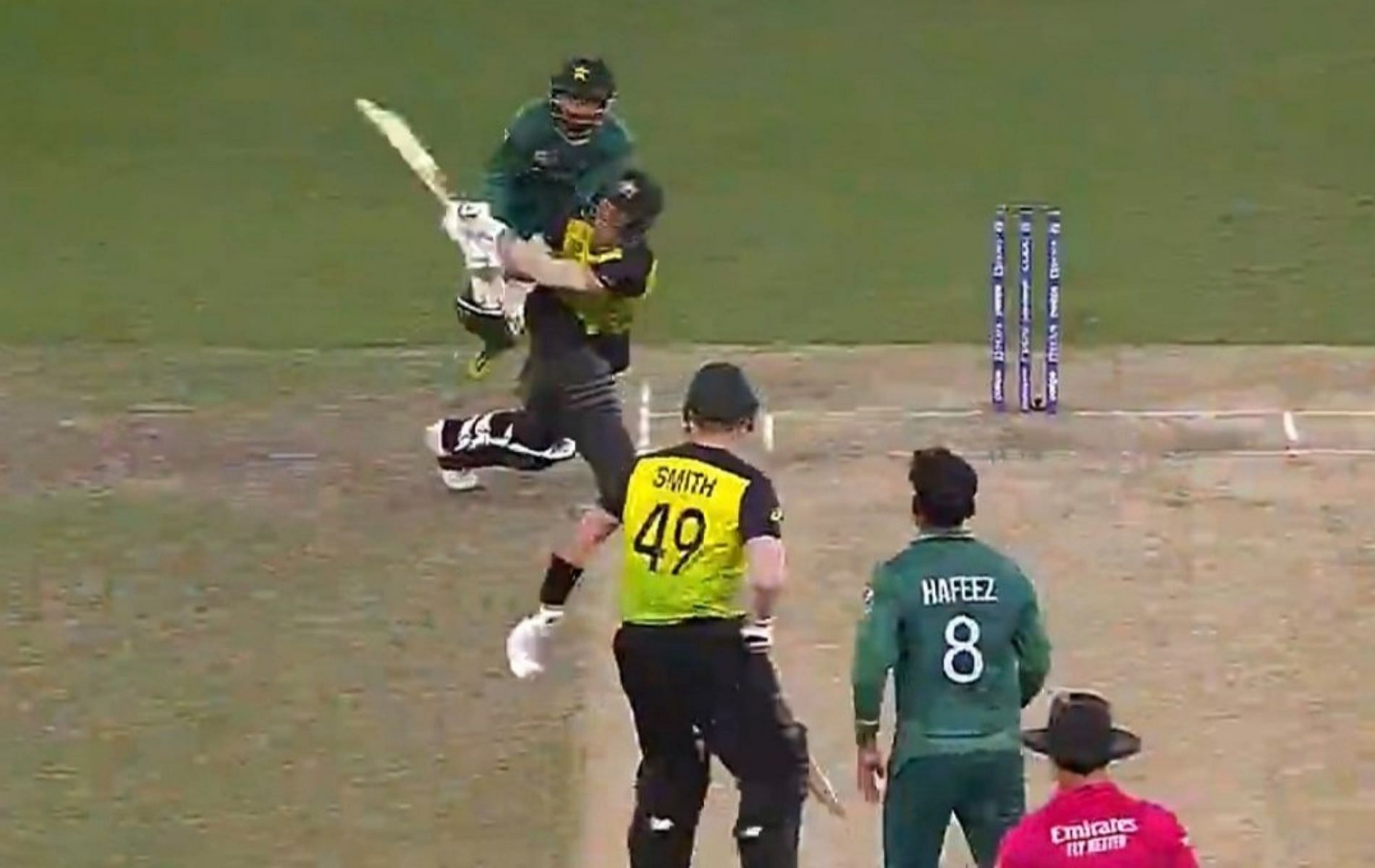 T20 World Cup 2021: David Warner hit a six of a double-bounce no-ball.