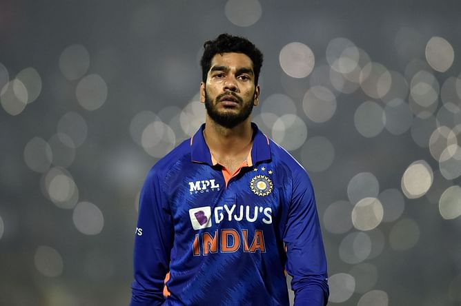 "रोहित शर्मा ने वेंकटेश अय्यर से गेंदबाजी नहीं कराकर बड़ी गलती की"