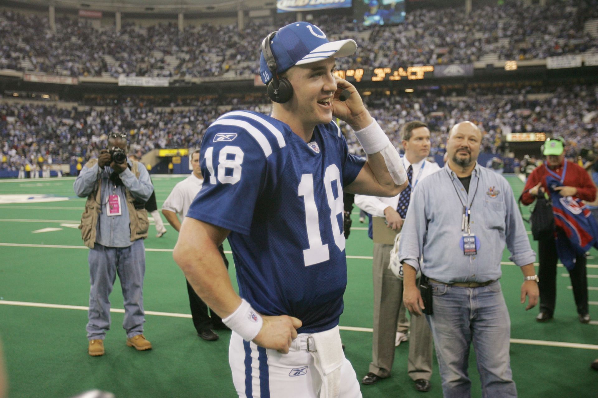 Even by his own massive standards, Thanksgiving 2004 was a victorious showcase for Peyton Manning (Photo: Getty)