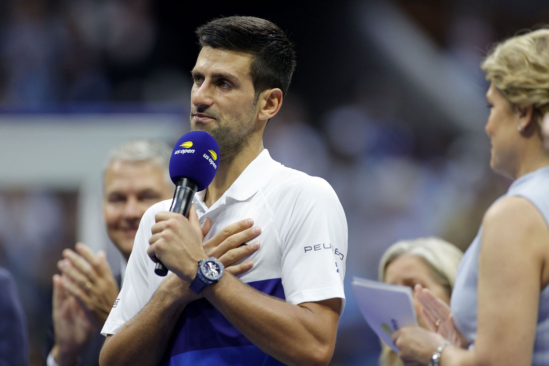 Novak Djokovic thanks the crowd at the 2021 US Open