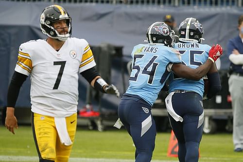 Pittsburgh Steelers v Tennessee Titans