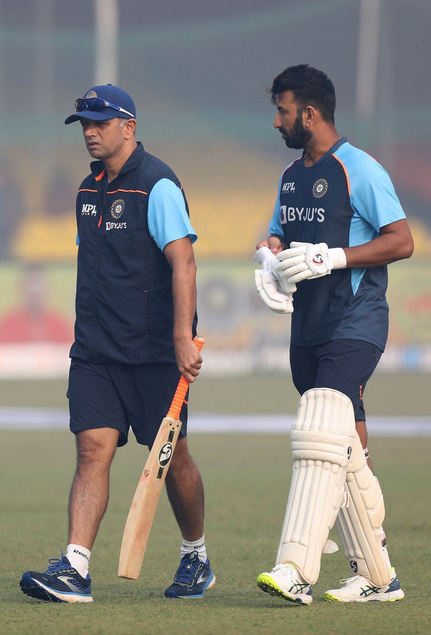 Team India head coach Rahul Dravid alongside Cheteshwar Pujara.
