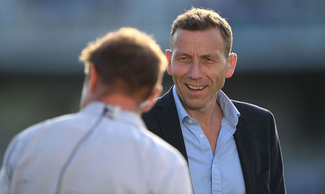 Michael Atherton explains why England omitted Stuart Broad and James Anderson from first Ashes Test