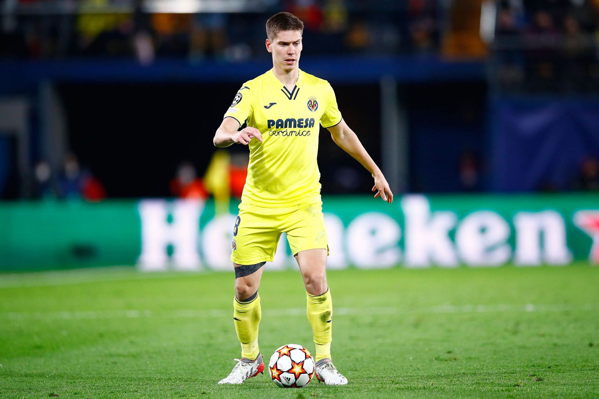 Real Madrid are contemplating a move for Juan Foyth.