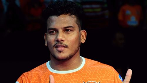 Girish Maruti Ernak in action for Gujarat Giants (Image Courtesy: Pro Kabaddi)