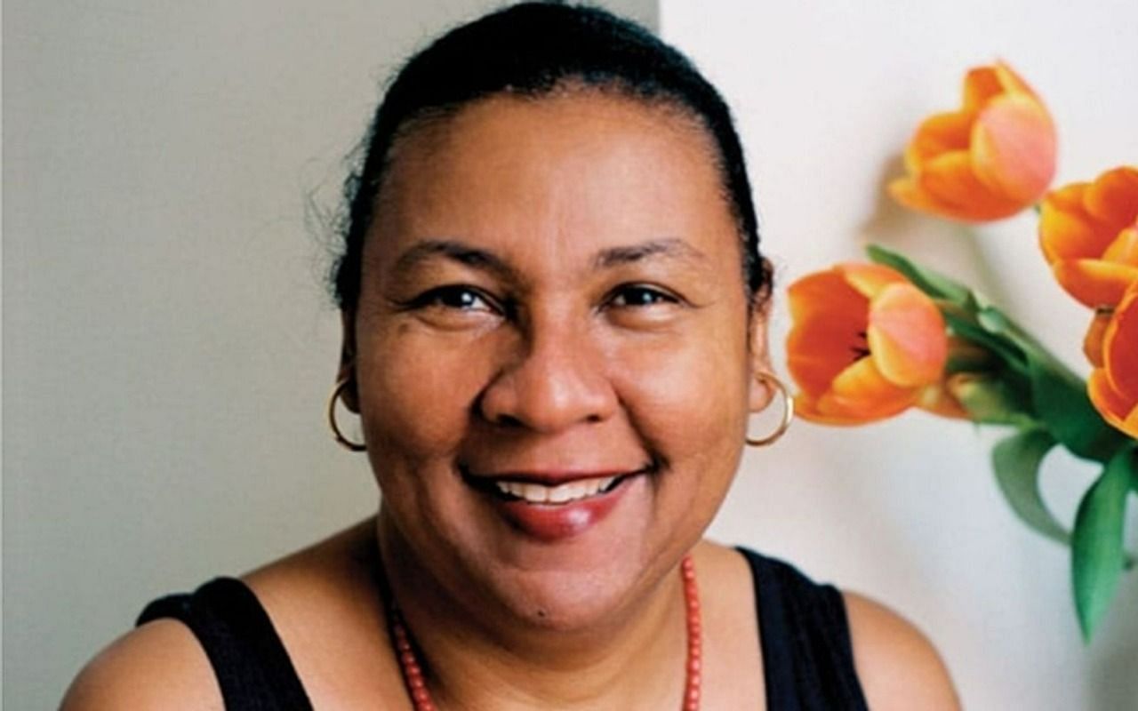 bell hooks dies at the age of 69 (Image via Twitter/@WmMorrowBooks)