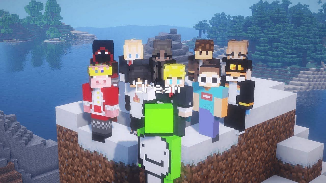 DreamSMP is an incredibly popular Minecraft series on YouTube and Twitch (Image via Mojang)