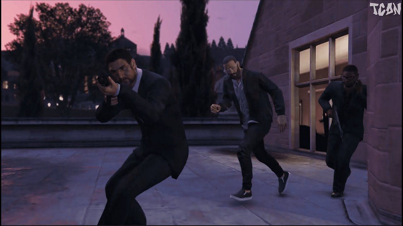 The terrified billionaire tries to escape in GTA Online (Image via TCON/YouTube)