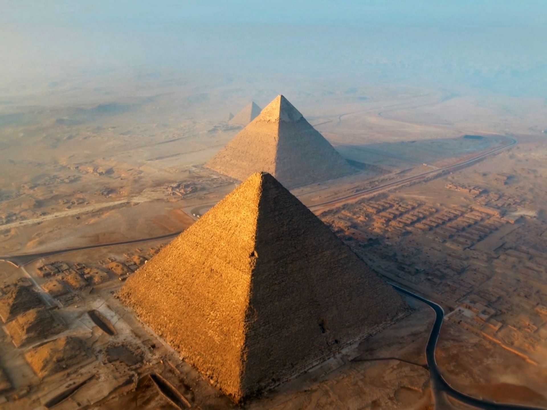Egyptian Pyramids provide clue on why Bungie chose that shape to represent Darkness (Image via National Geographic)
