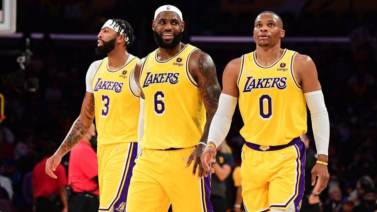 Even with a healthy Big 3, the LA Lakers have struggled all season long.