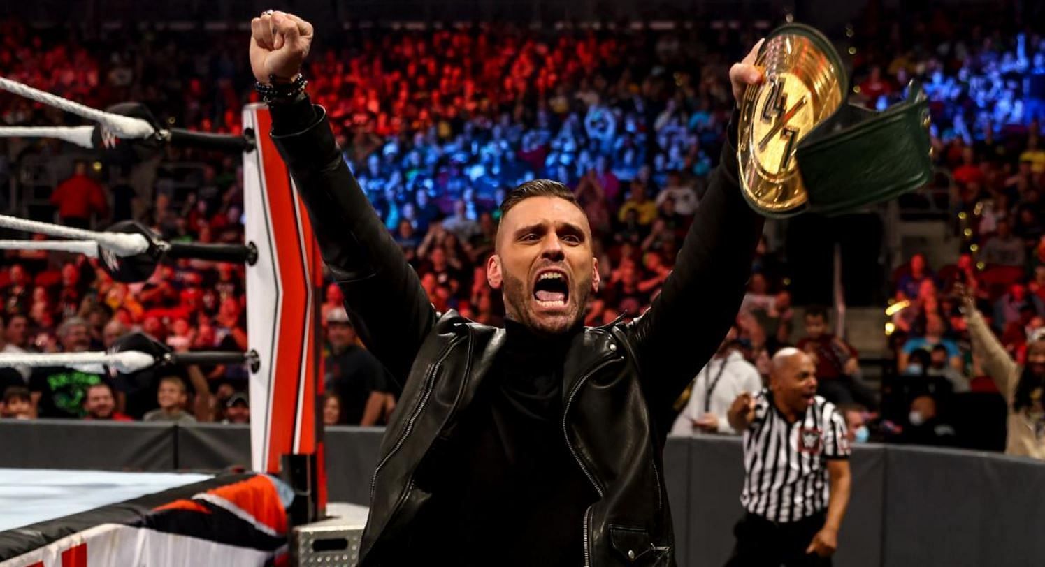 Corey Graves is a fan of Kevin Owens