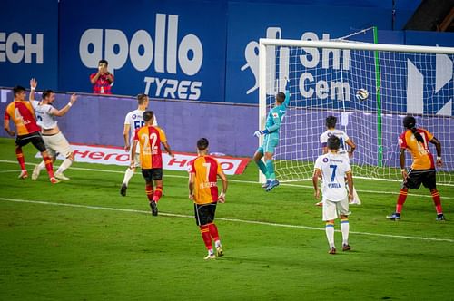 SC East Bengal scores through Tomislav Mrcela. (Image Courtesy: Twitter/@sc_eastbengal)