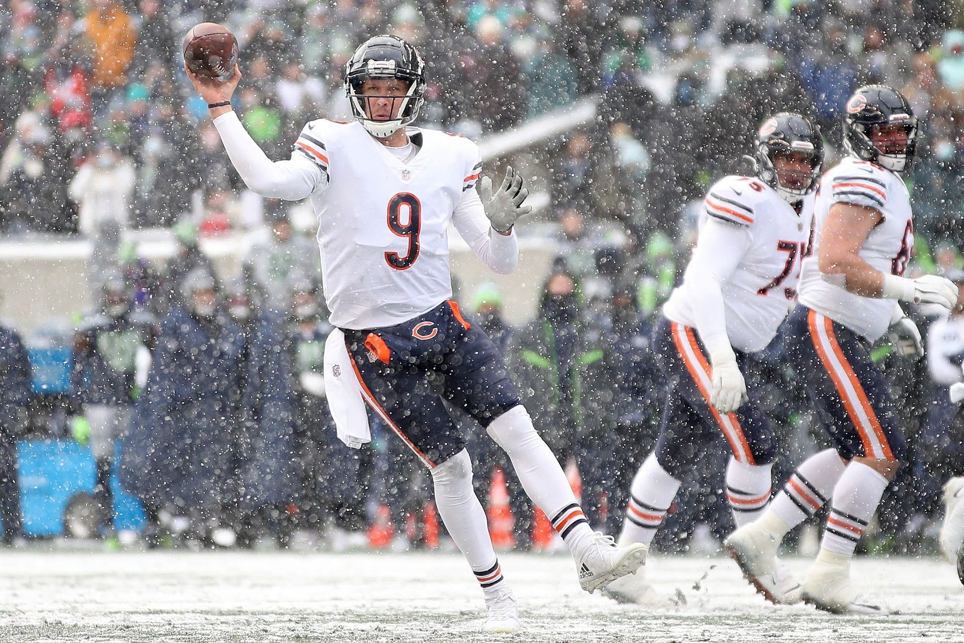 Chicago got back in the win column thanks in part to a vintage performance from QB Nick Foles (Photo: Getty)