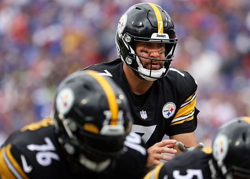 Pittsburgh Steelers v Buffalo Bills