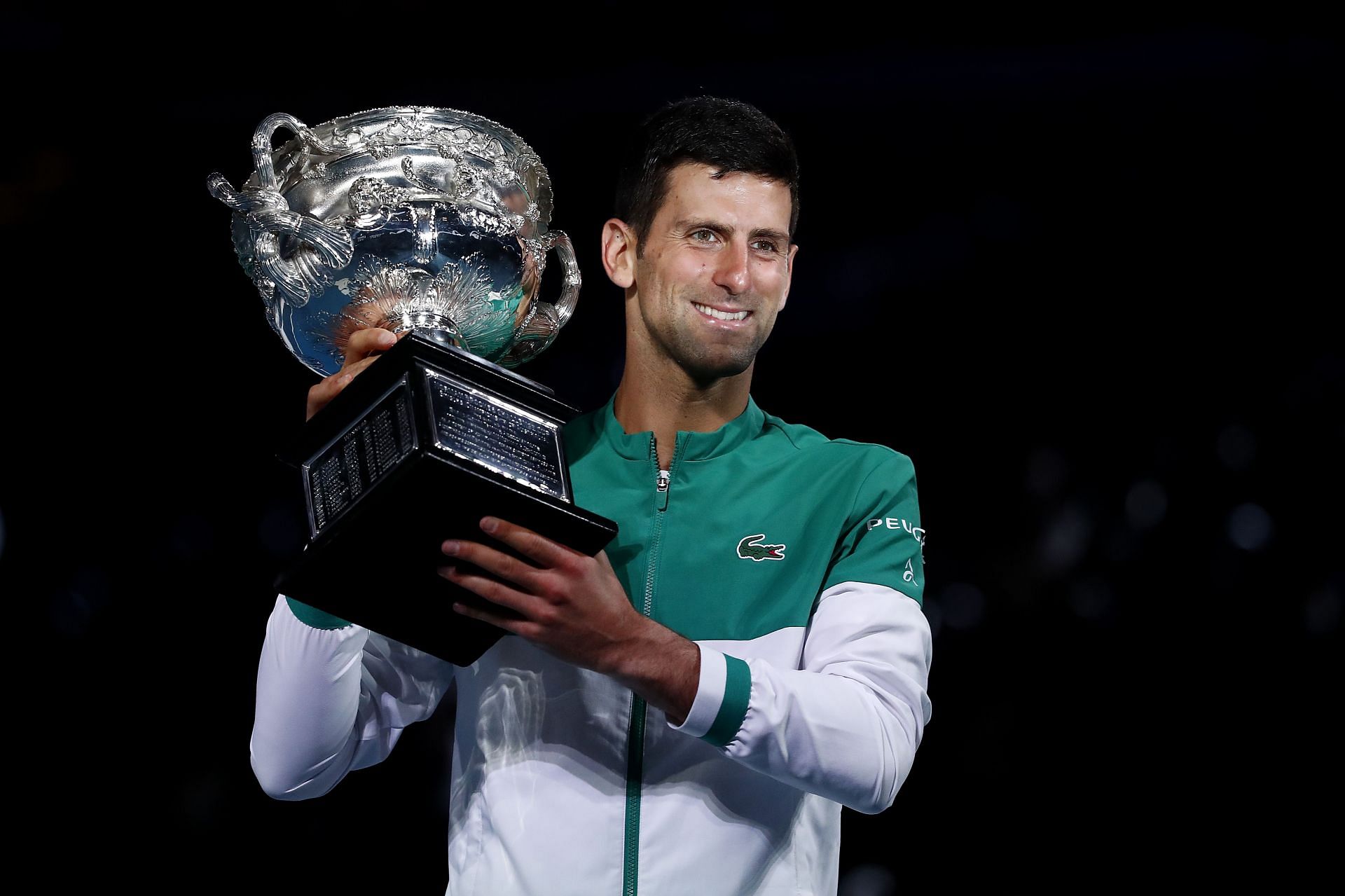 Novak Djokovic all set to defend his Australian Open title in 2022