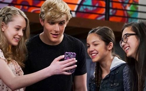 Jake Paul and Olivia Rodrigo on Disney's Bizaardvark [Image Courtesy: @Bizaardvark_ on Twitter]