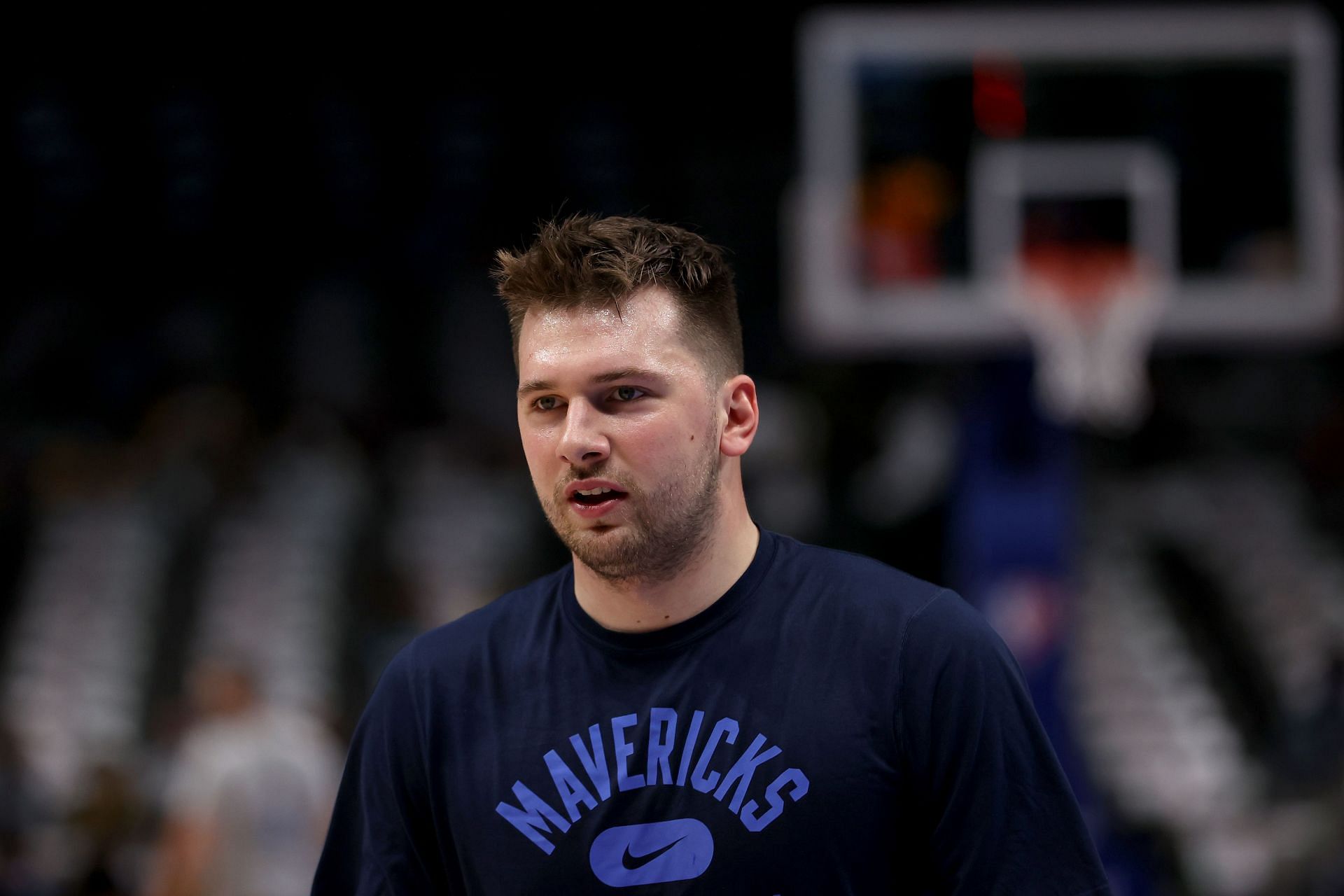 Luka Doncic of the Dallas Mavericks warms up pregame