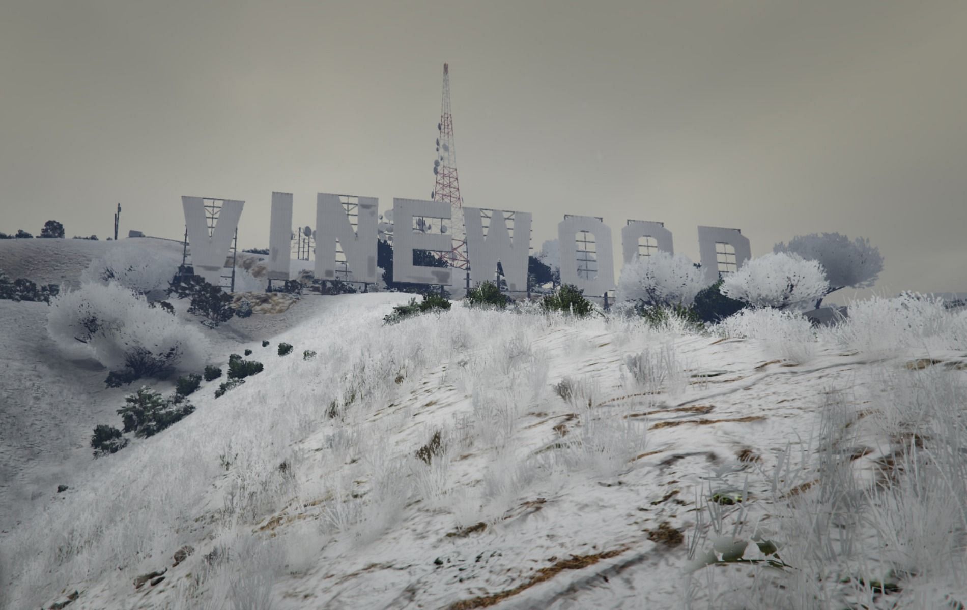 Snow blankets the entire map of San Andreas in GTA Online (Image via GTA5-Mods)