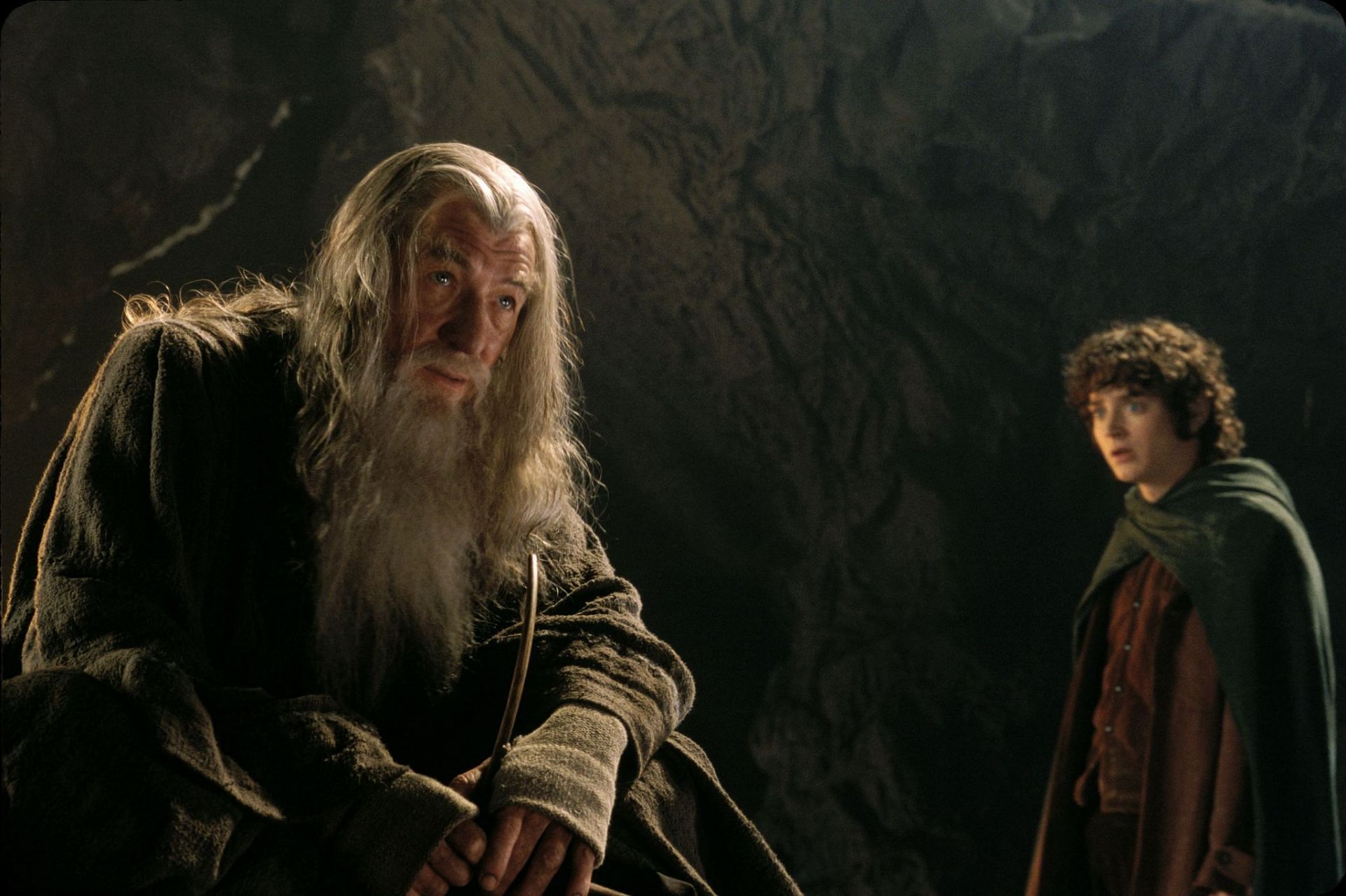 Gandalf and Frodo in &#039;The Fellowship of the Ring&#039; (Image via Warner Bros.)