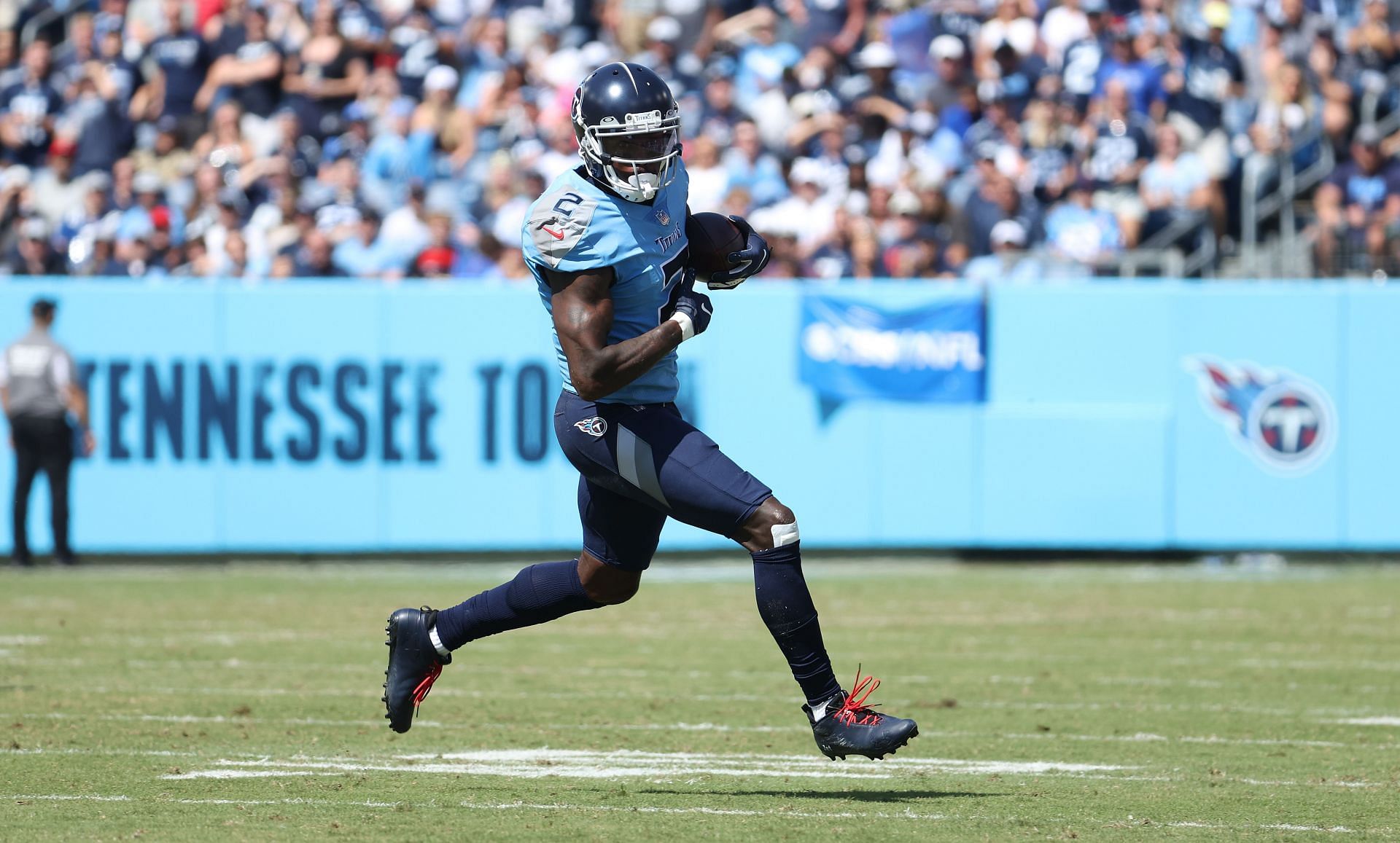 Is Julio Jones playing tonight vs. the 49ers? Latest injury update on Titans  WR