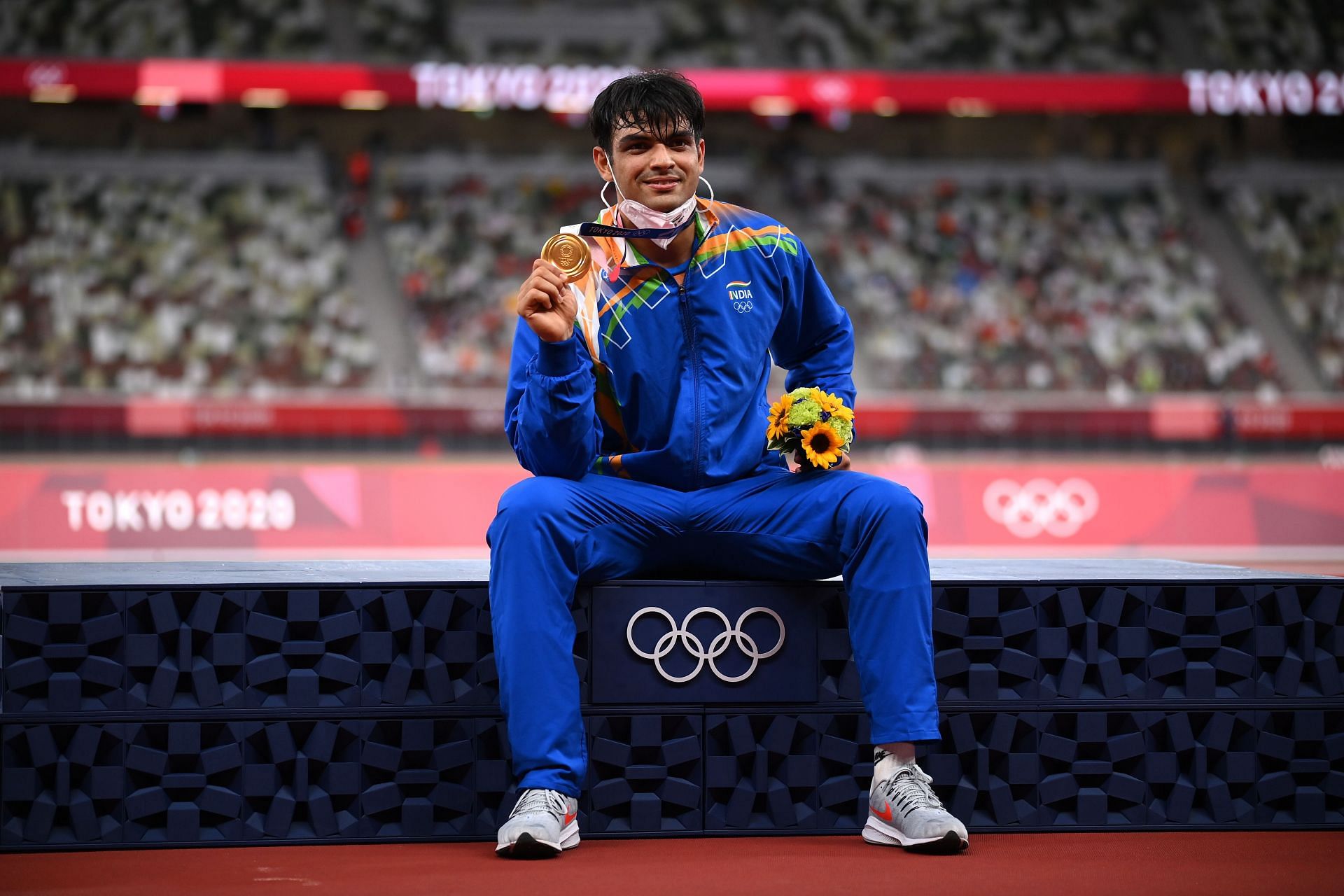 Neeraj Chopra poses with his Olympic gold medal in Tokyo. (PC: Getty Images)