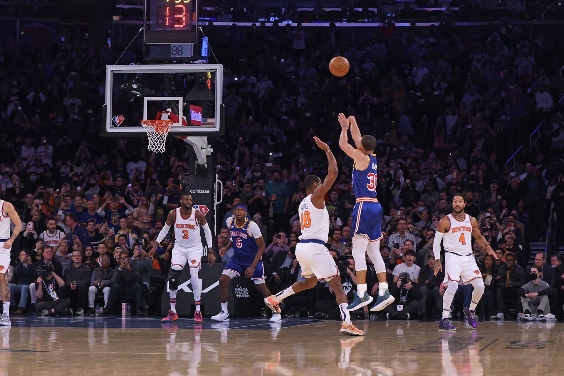 Steph Curry was honored by the Chase Center crowd after his historic achievement at Madison Square Garden