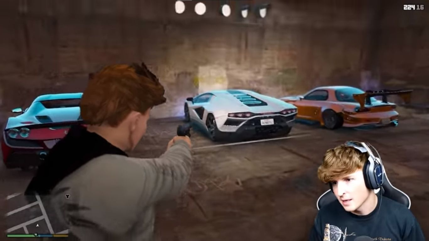 GTA 5 streamer Caylus explores a secret supercar base using mods