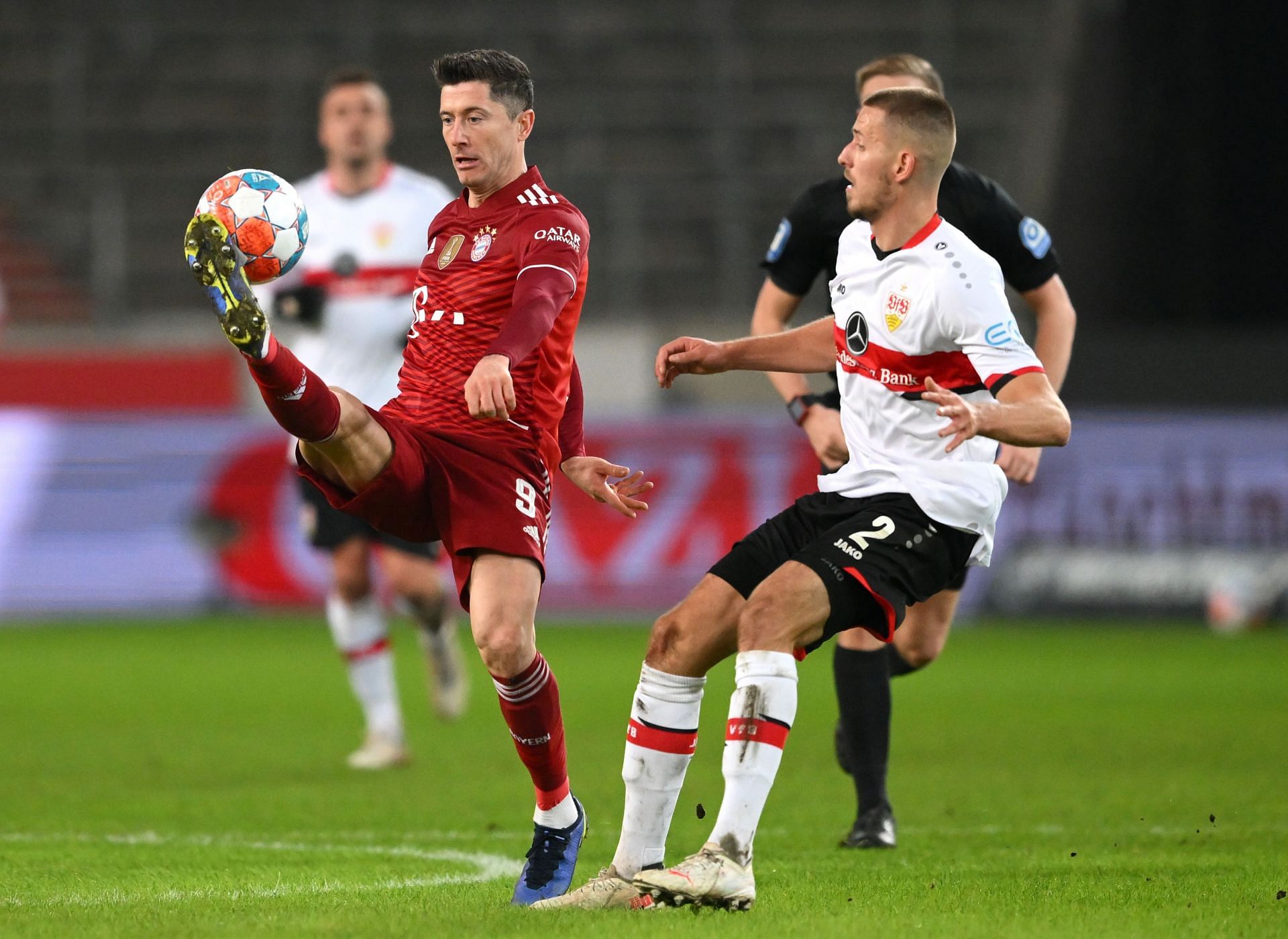 Robert Lewandowski scored his 17th goal of the Bundesliga campaign on Tuesday night.