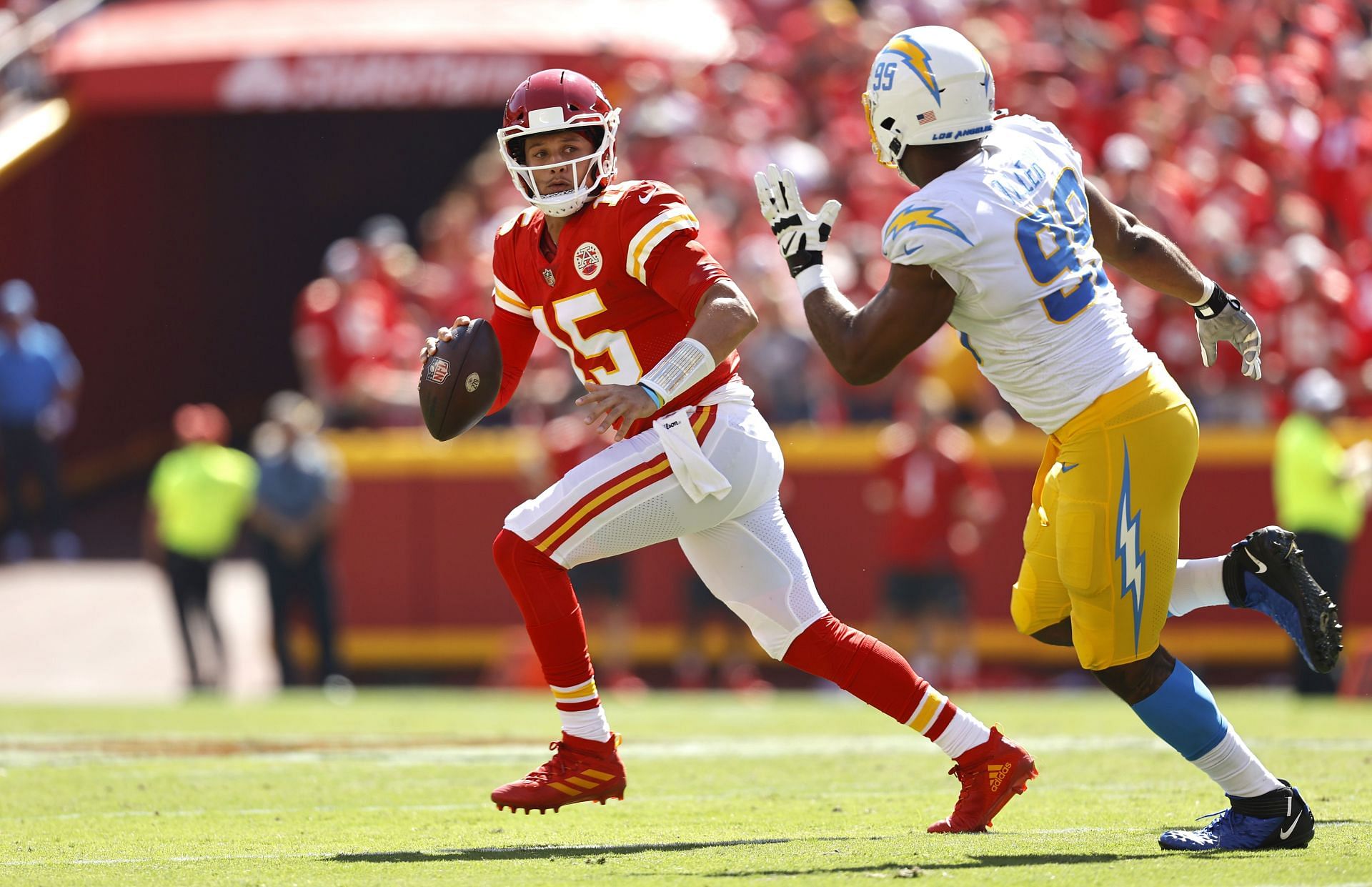 Kansas City Chiefs vs. Los Angeles Chargers injury report and starting  lineup - NFL Week 15 Thursday Night Football