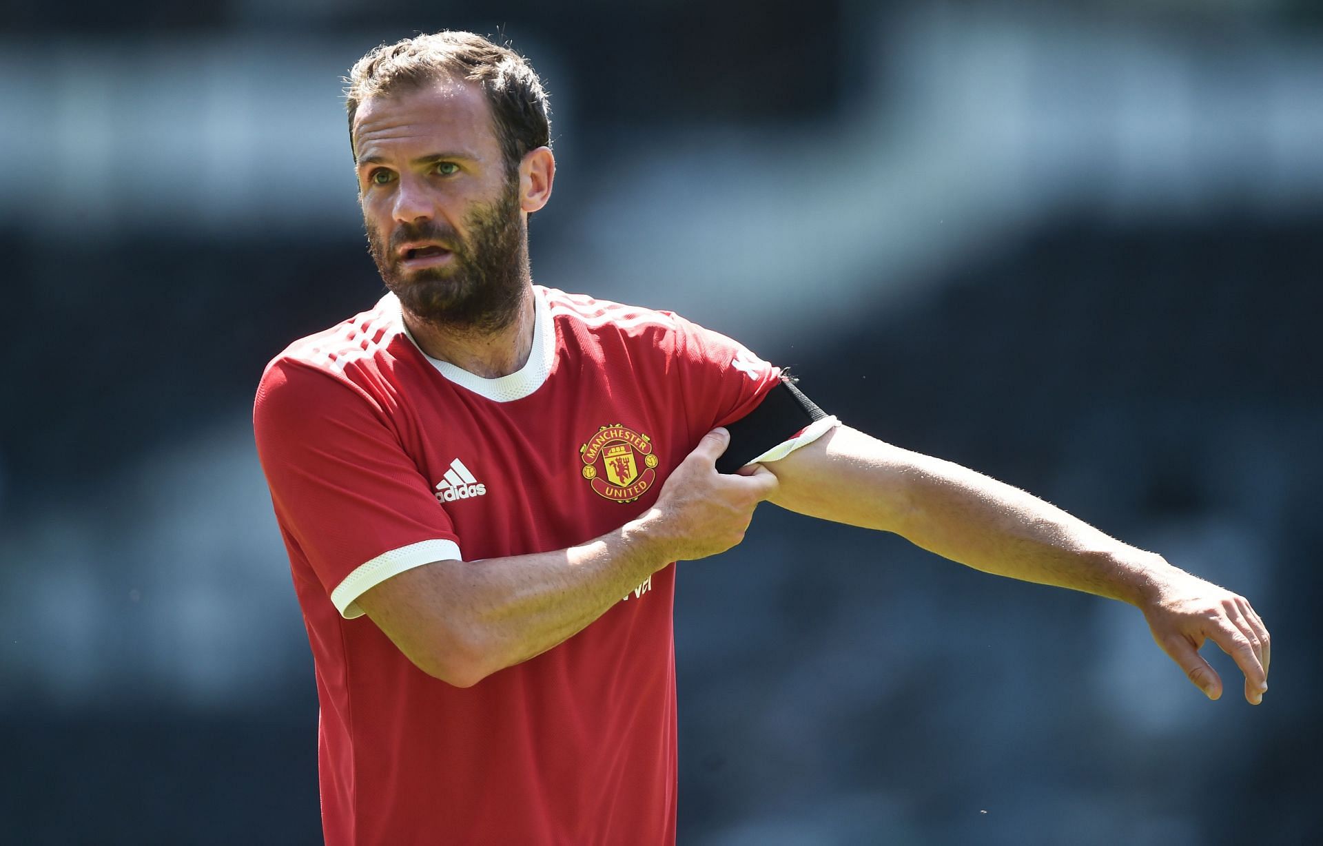 Juan Mata is eager to end his association with Manchester United, and head to Barcelona.