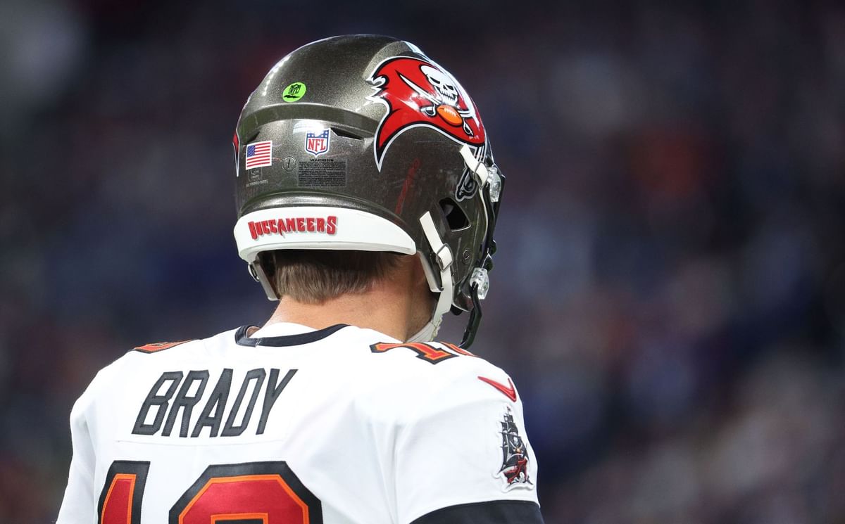 What is Tom Brady's record against Carolina Panthers?