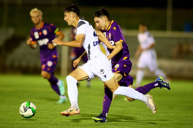 Melbourne Victory vs Perth Glory prediction, preview, team news and more | A-League 2021-22