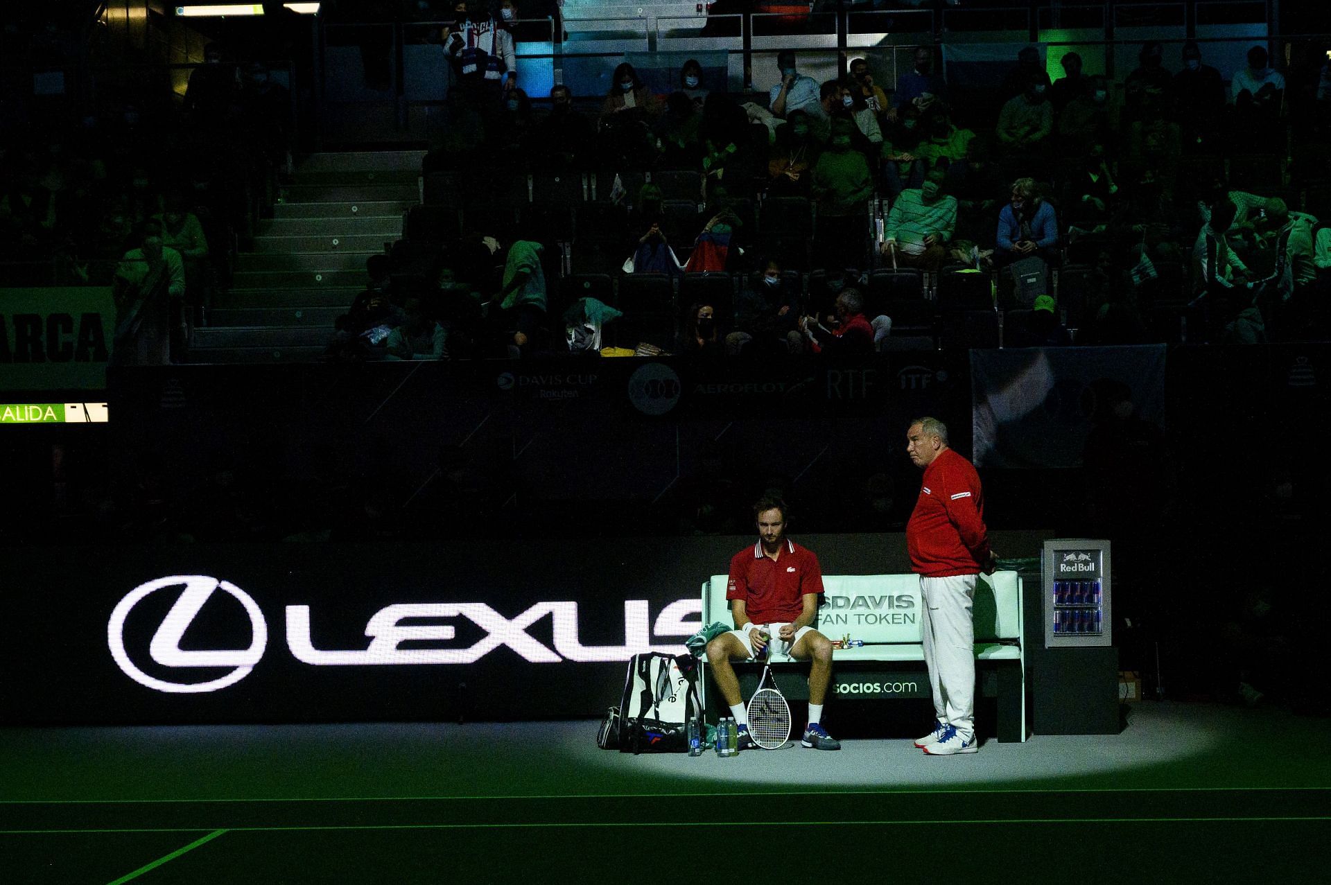 Daniil Medvedev won in front of booing fans, which only served to motivate him further