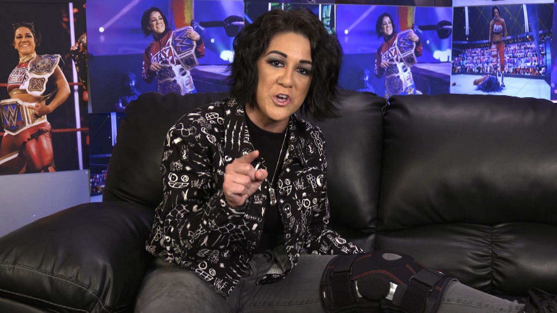 Bayley sent a warning to four WWE Hall of Famers